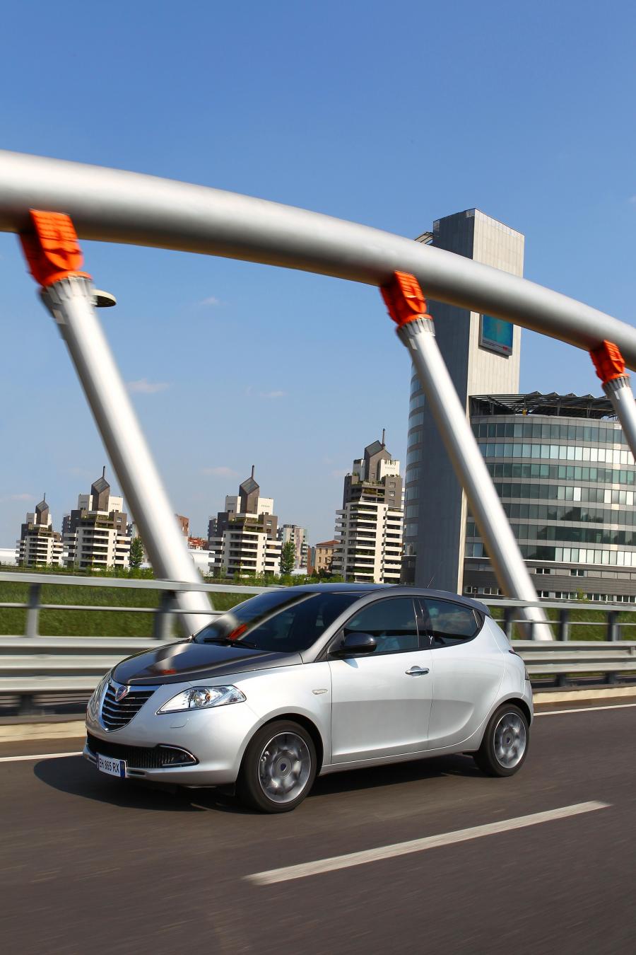  Lancia Ypsilon 2011 года  (фото 34 из 96)